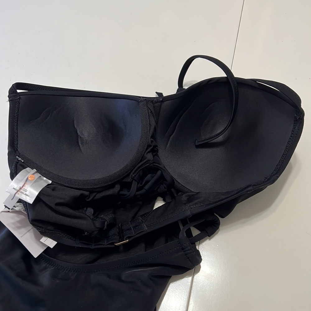 NWT Shade and Shore Black Plunge One Piece Swimsuit Size 34DD - Picture 9 of 13